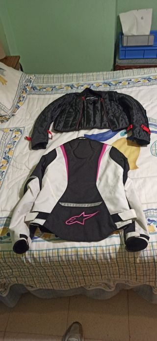 Vendo chaqueta alpinestar talla xs chica