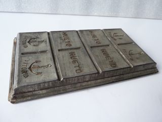 MOLDE METALICO ANTIGUA REPOSTERIA=HUETO ·VITORIA=