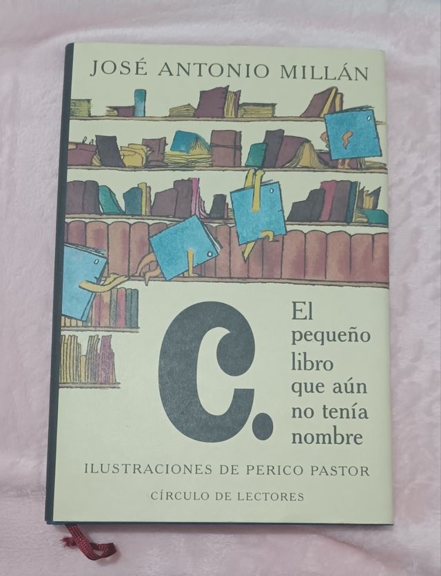 EL PEQUEÑO LIBRO QUE AÚN NO TENÍA NOMBRE