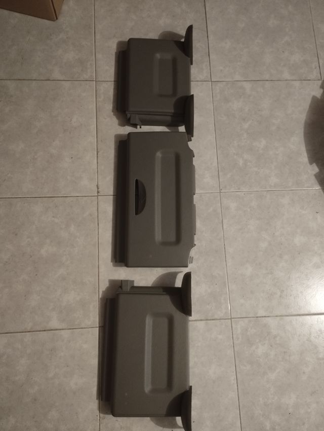 Embellecedores asiento Vivaro