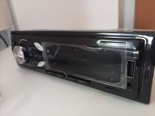 RADIO COCHE NUEVA CON BLUETOOTH USB MICROSD AUX