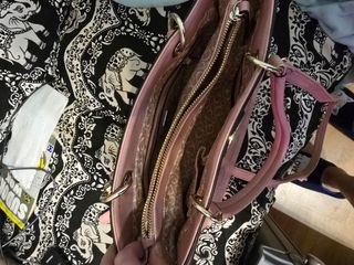 Bolso guess rosa