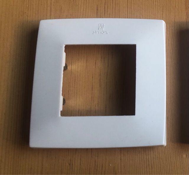 SIMON Interruptores reguladores luz