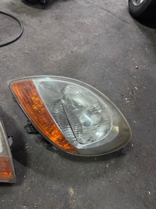 Faro Renault Kangoo I