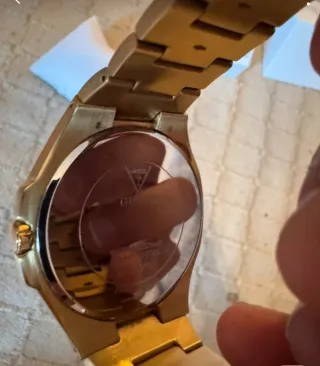 Reloj Guess Dorado Hombre