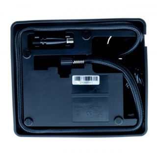 KIT DE REPARACIÓN DE NEUMÁTICOS CON COMPRESOR.