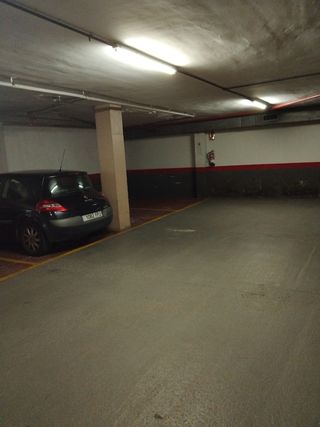 Alquilo 1 plaza  parking
