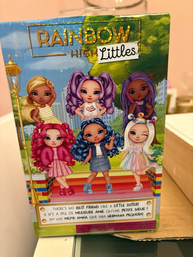 Rainbow High Litttles. Daisy Madisom