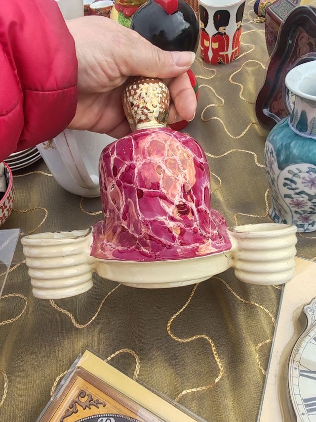 Portacandela monaco tibetano