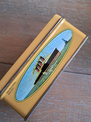 Scatola di latta vintage