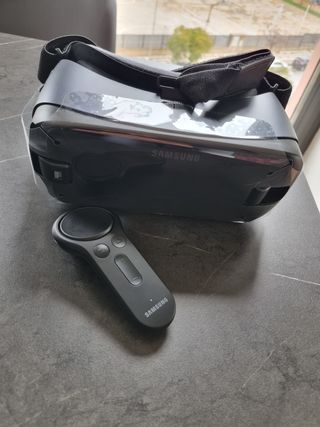 Samsung Gear VR con mando