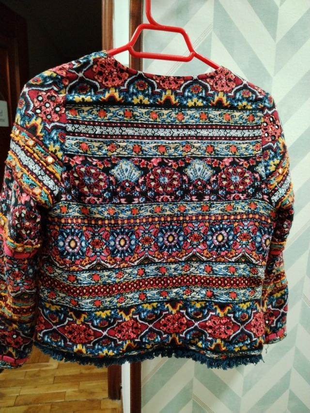 Chaqueta zara girls bordados 11-12 años .