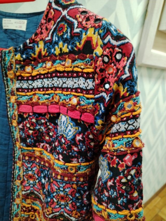 Chaqueta zara girls bordados 11-12 años .