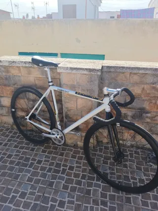 Bicicleta fixie fabricbike