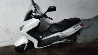 Vendo mi moto TGB