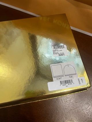 Conjunto de gorro y bufanda Michael Kors nuevo!