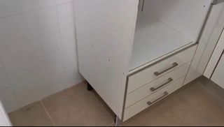 Mueble de cocina DM, campana, grifo y fregadero