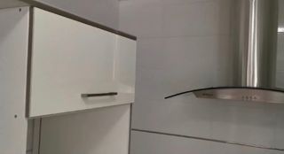 Mueble de cocina DM, campana, grifo y fregadero