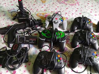 Xbox ,Atari clónica ,mandos sega, cables