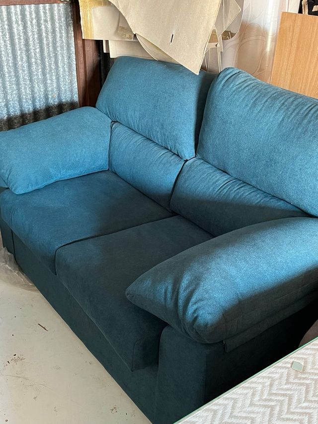 SOFAS 2 Y 3 PLAZAS NUEVOS // desde 200e