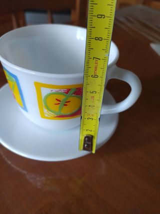 6 tazze da tè con piattino