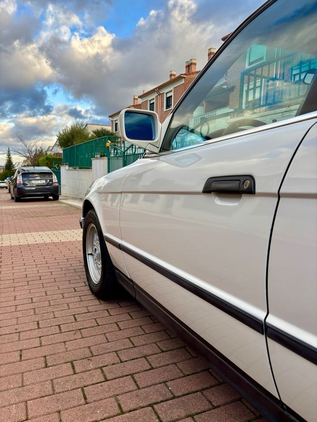 Coche Histórico BMW 535i