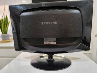 Pantalla de ordenador 22,7 píxeles