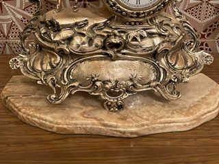 Reloj y 2 candelabros a juego