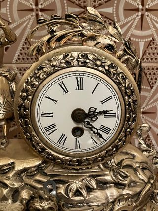 Reloj y 2 candelabros a juego