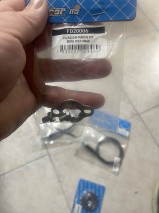 Piñon y cables pit bike
