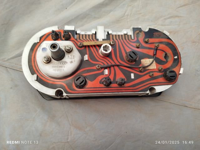 Cuadro cuentakilómetros de Seat 127