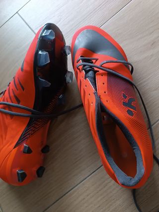 Botas fútbol talla 45