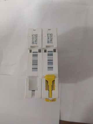 INTERRUPTOR MAGNETOTERMICO SCHENEIDER