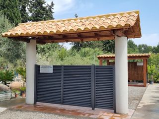 pergola rustica