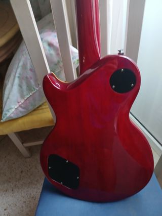 Guitarra eléctrica.