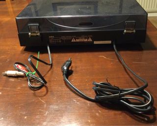 Tocadiscos Aiwa PXE80.