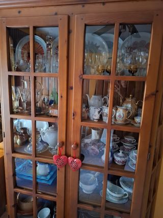 Vitrina de madera