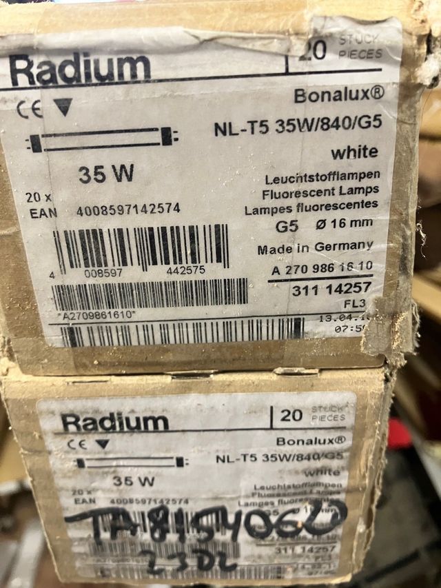 27 tubos 35w 840 T5