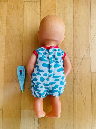 Nenuco con termómetro