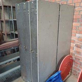 Antigua Taquilla metalica vintage