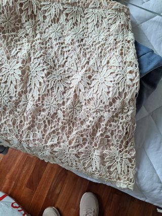 Falda encaje