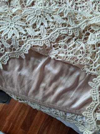 Falda encaje