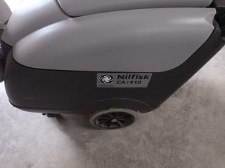 Fregadora limpieza  marca nilfisk ca 410