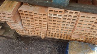 LADRILLO HUECO SENCILLO 23X10X3,5 CM