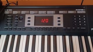 Pianola Alesis Melody 61