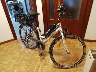 Bicicleta de paseo con kit eléctrico 