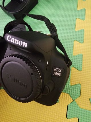 Cámara Fotos Canon EOS700D Reflex