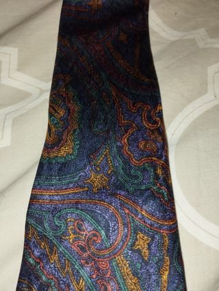 Corbata de seda natural. Grupo 10