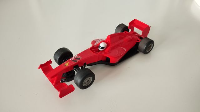 SCALEXTRIC UK FORMULA ONE F1 SLOT CAR RED Hornby