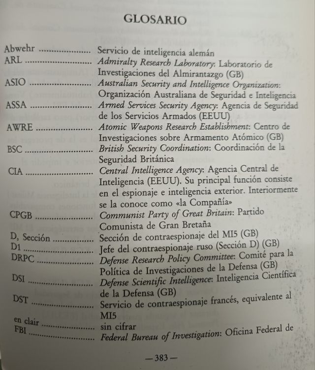 CAZADOR DE ESPIAS. CONFESION AUTOBIOGRAFICA DE UN JEFE DEL SERVICIO DE INTELIGENCIA.